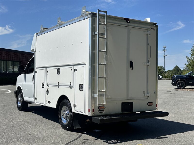 2020 Chevrolet Express 3500 Service, Utility